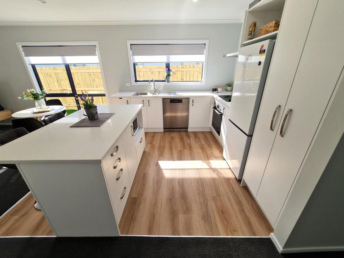 Brand New & Cosy In Kapiti - New 3-Bedrooms 4-Beds In Paraparaumu Exterior photo